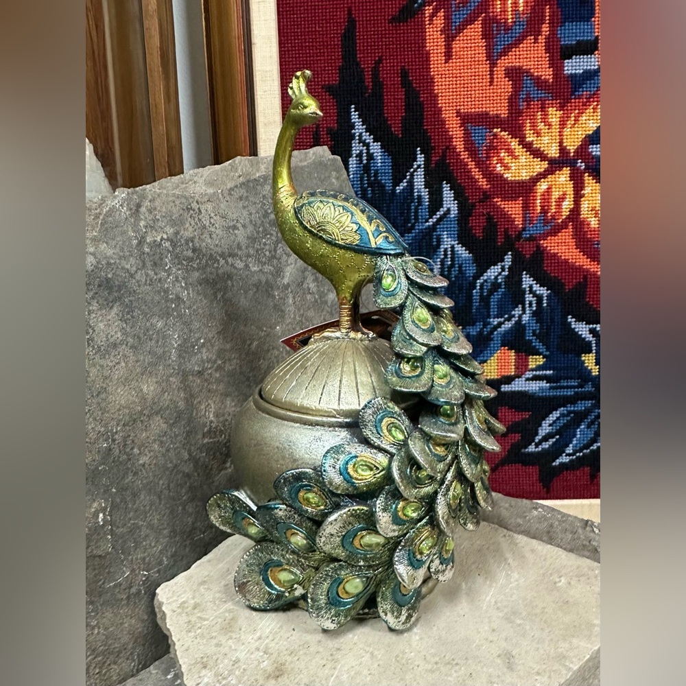 Bejeweled Peacock 🦚 Stash Sculpture